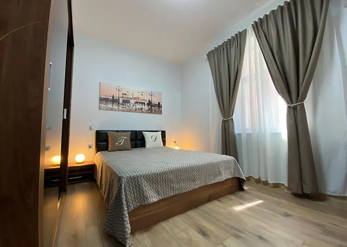 La Luna - High-End 2Bd Flat In The Top Centre By Flat Mаnager